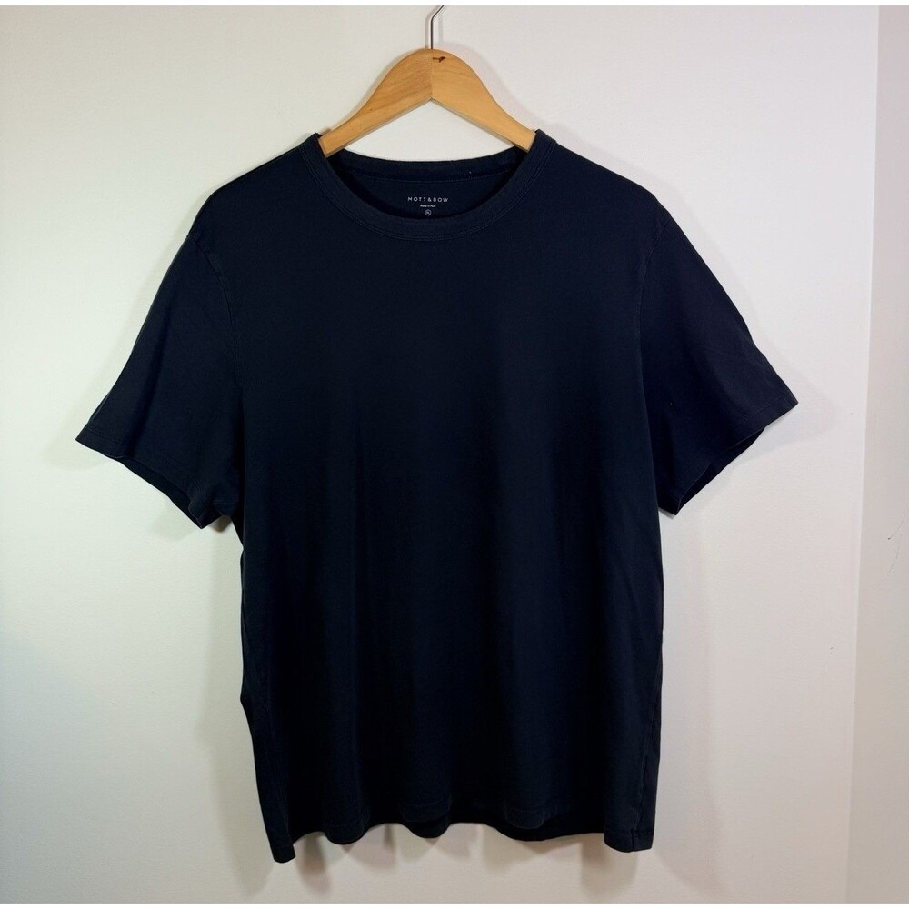 Mott & Bow T-Shirt Men's XL Navy Blue Classic Crew Driggs Casual Minimalist